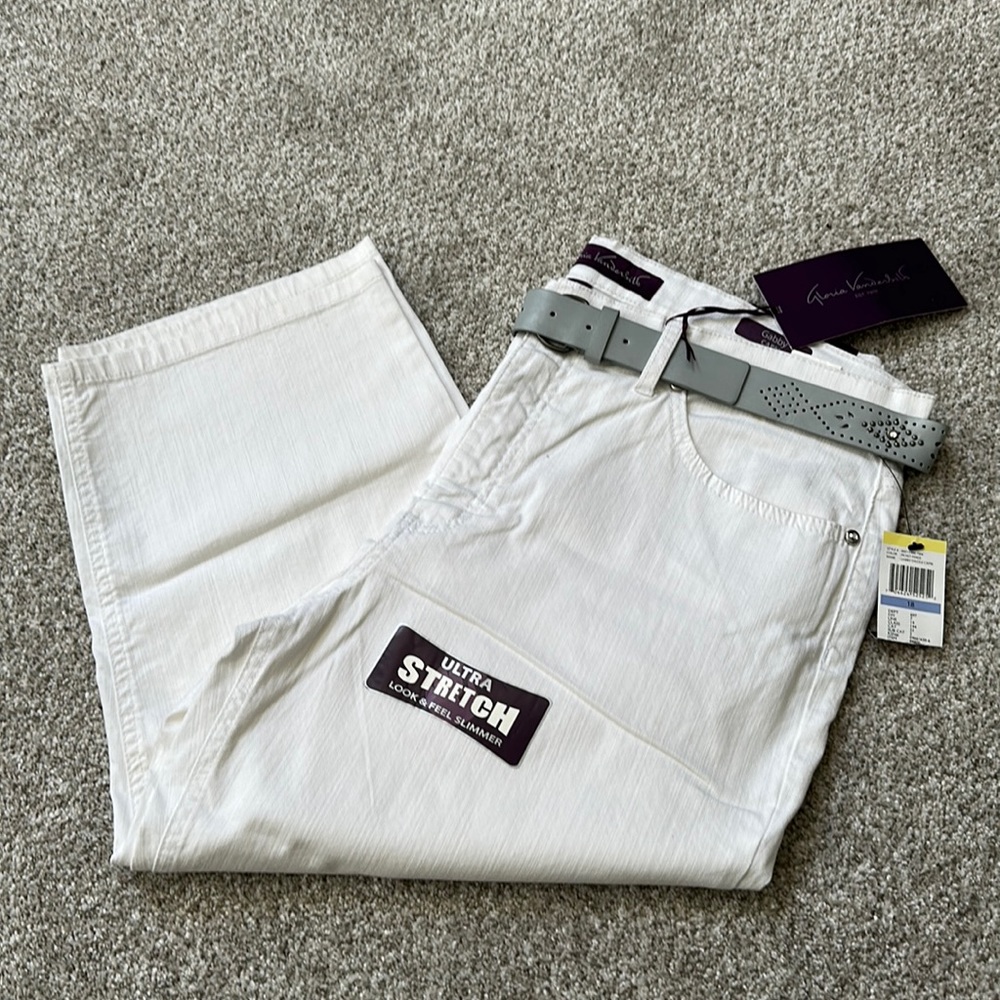 womens plus Gabby capri size 18 modern fit white belted